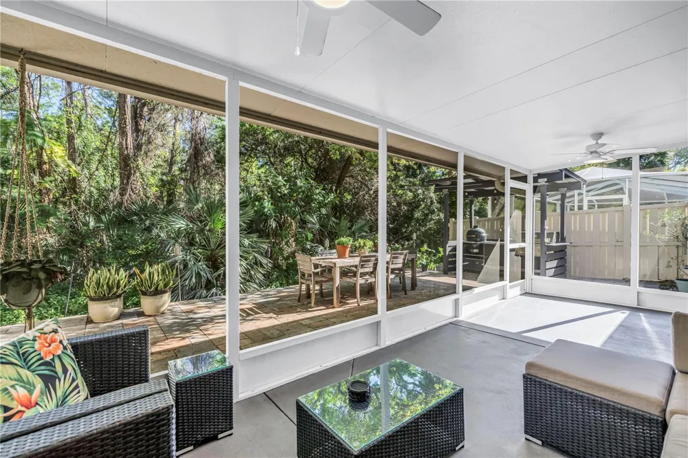 355 RED CEDAR COURT NE St Petersburg, FL 33703