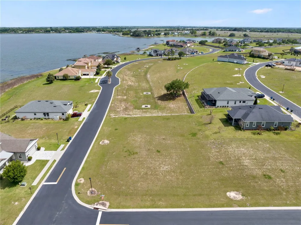 285 CALADIUM AVENUE Lake Alfred, FL 33850