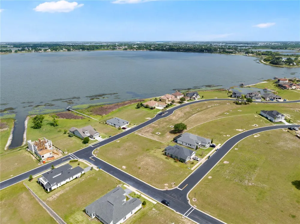285 CALADIUM AVENUE Lake Alfred, FL 33850