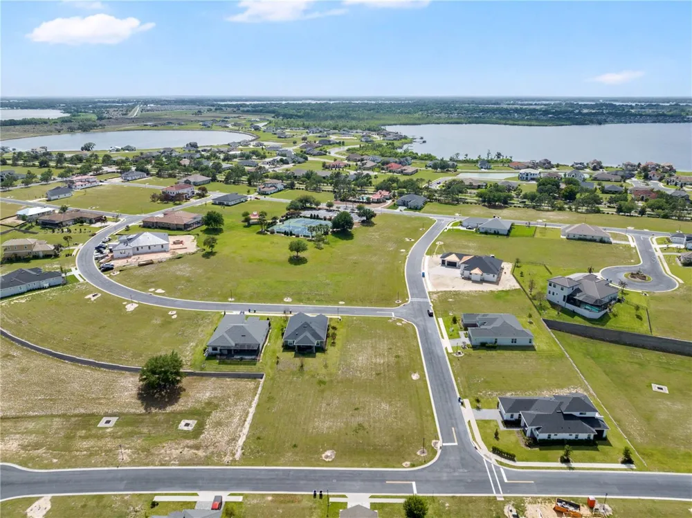 285 CALADIUM AVENUE Lake Alfred, FL 33850