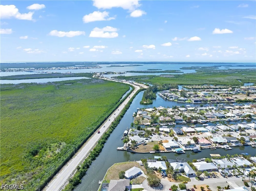 Boat Shell Drive Matlacha Isles, FL 33991