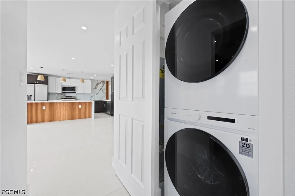 Boat Shell Drive Matlacha Isles, FL 33991
