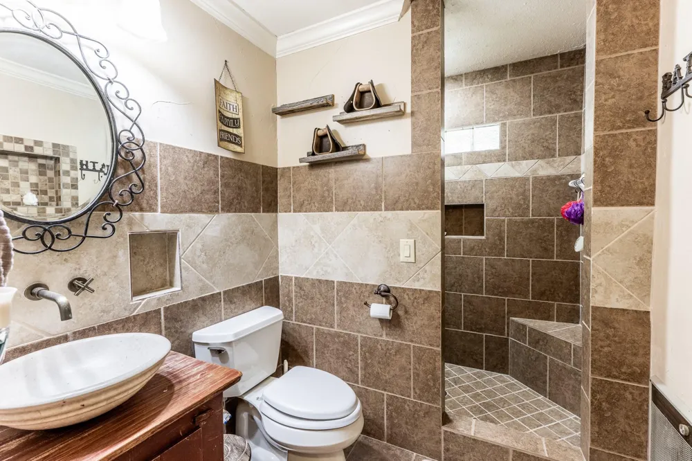 25790 Lakeside Drive Hockley, TX 77447