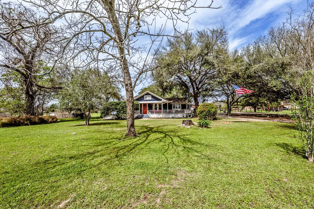 25790 Lakeside Drive Hockley, TX 77447
