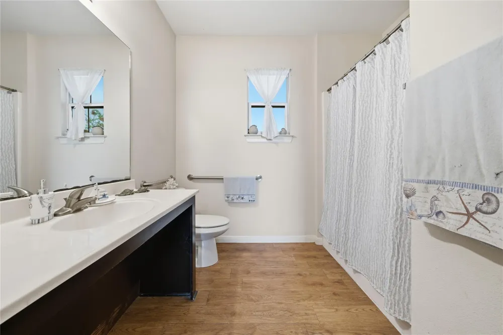 1912 55th Street Galveston, TX 77551