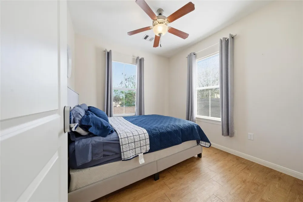 1912 55th Street Galveston, TX 77551