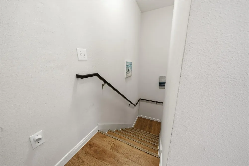 1912 55th Street Galveston, TX 77551