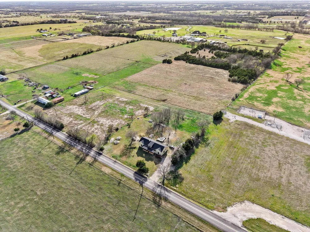 9421 County Road 626 Blue Ridge, TX 75424