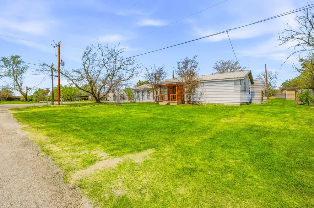 600 E Third Street Hico, TX 76457