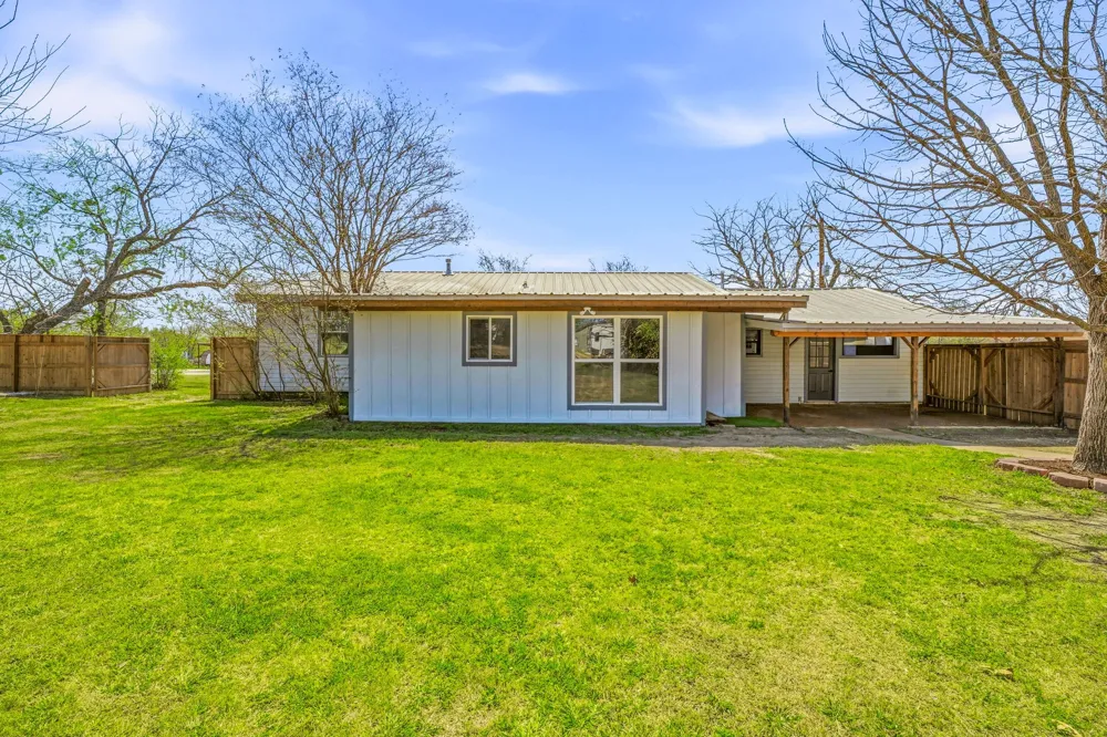 600 E Third Street Hico, TX 76457