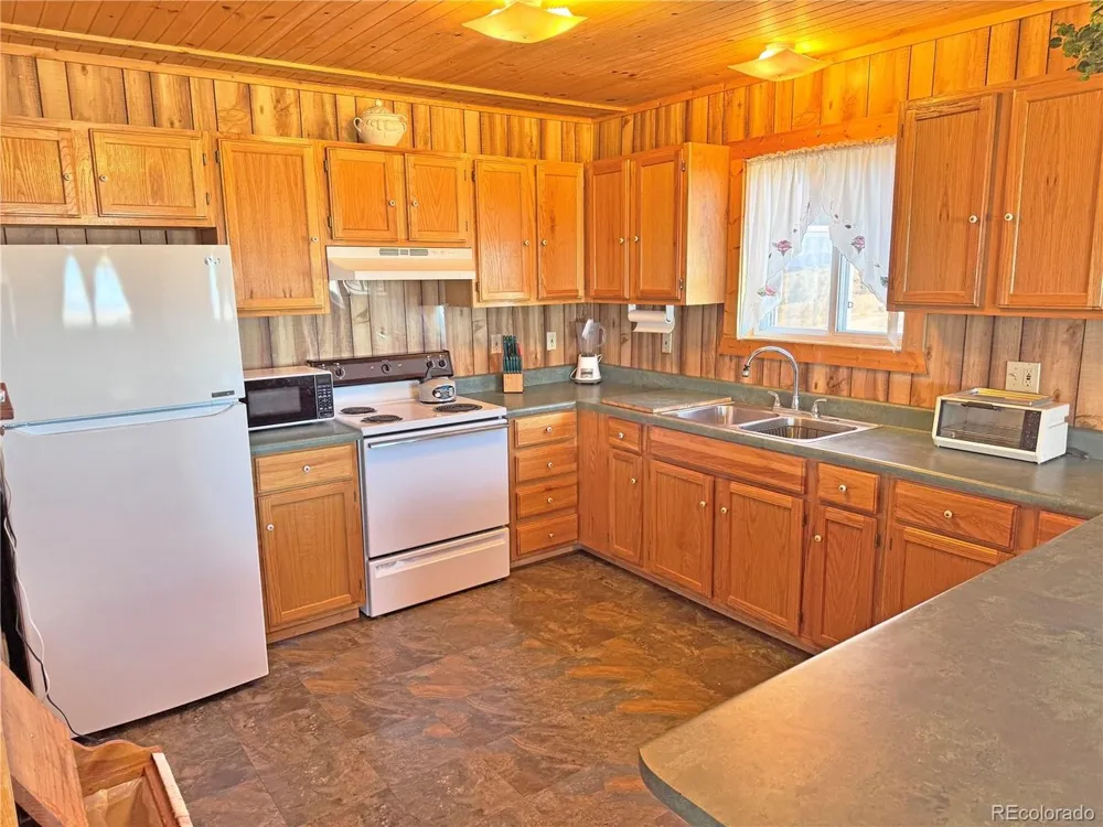 62 Rubel Circle Westcliffe, CO 81252