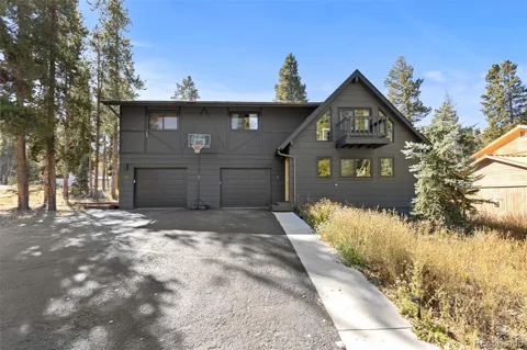 14 Red Feather Road