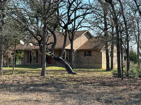 1047 Private Road 3022
