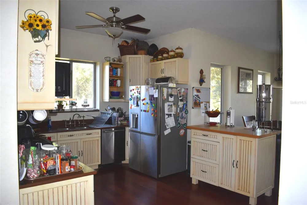 13800 COUNTY ROAD 450 Umatilla, FL 32784