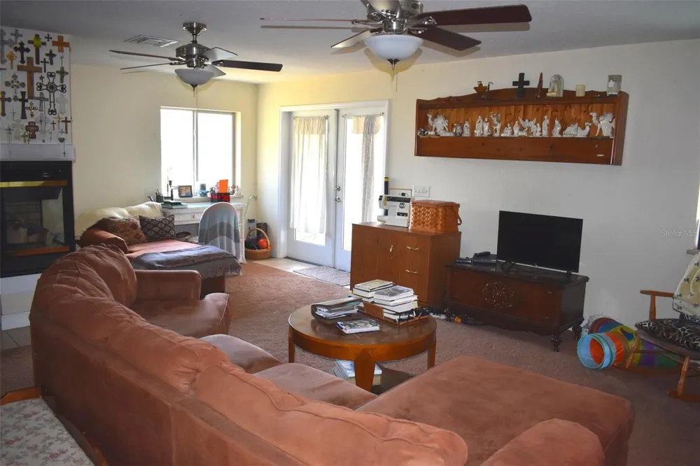 13800 COUNTY ROAD 450 Umatilla, FL 32784
