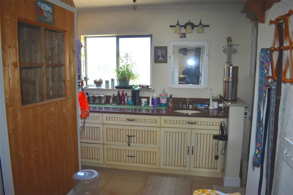 13800 COUNTY ROAD 450 Umatilla, FL 32784
