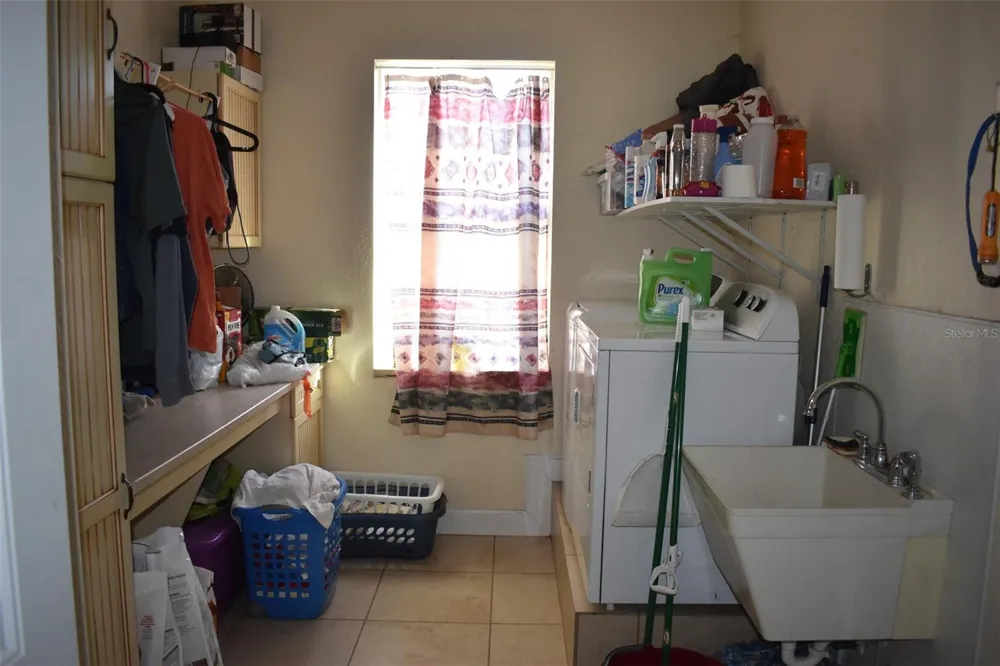 13800 COUNTY ROAD 450 Umatilla, FL 32784