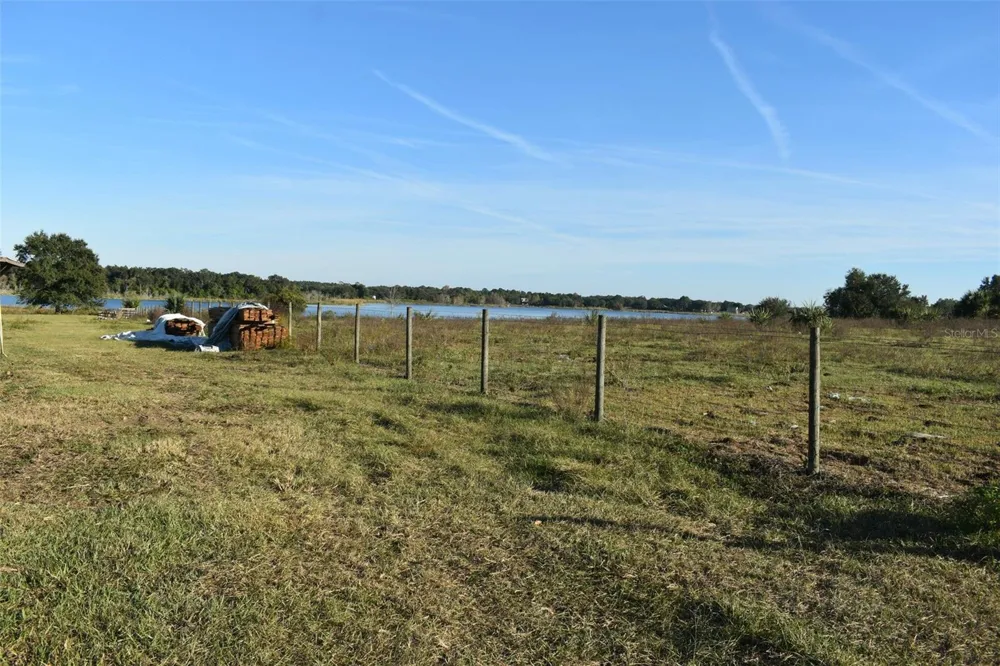 13800 COUNTY ROAD 450 Umatilla, FL 32784