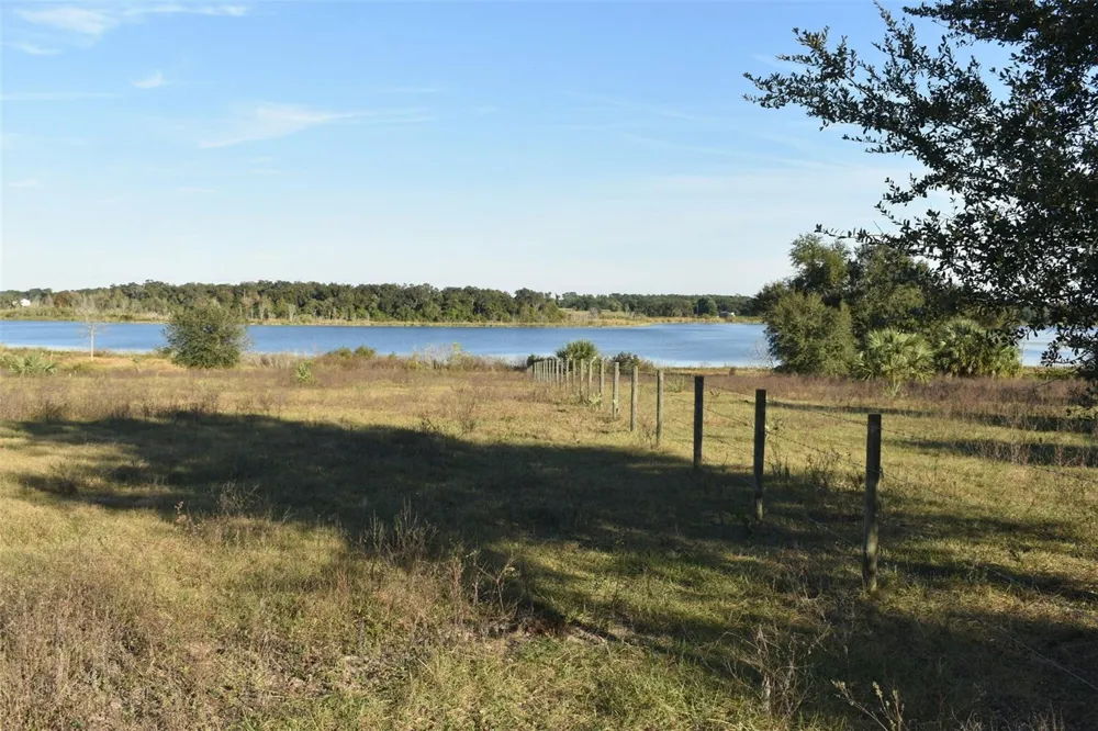 13800 COUNTY ROAD 450 Umatilla, FL 32784
