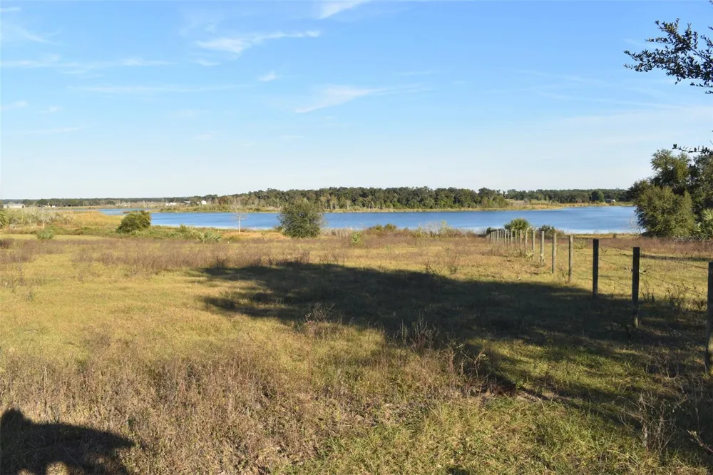 13800 COUNTY ROAD 450 Umatilla, FL 32784
