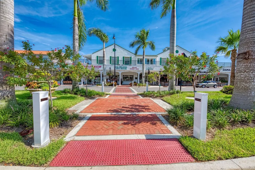 565 PARK ESTATES SQUARE Venice, FL 34293