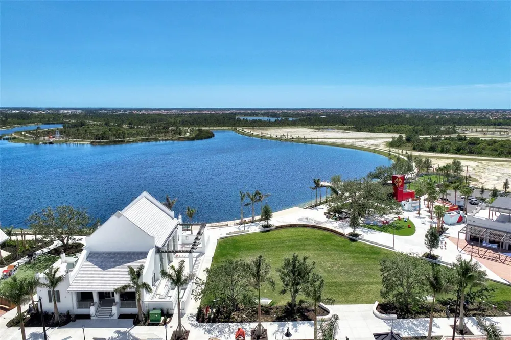 565 PARK ESTATES SQUARE Venice, FL 34293