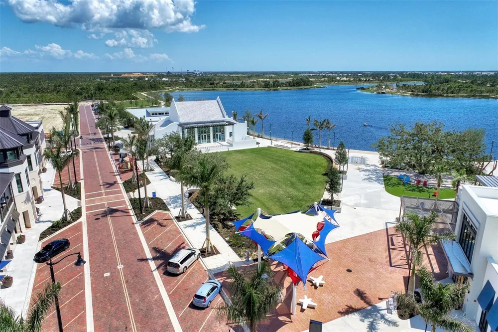 565 PARK ESTATES SQUARE Venice, FL 34293
