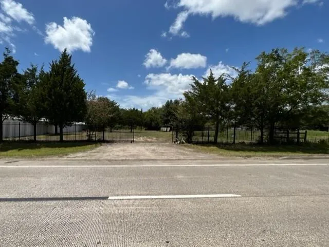 13720 Fm 1764 Road Santa Fe, TX 77517