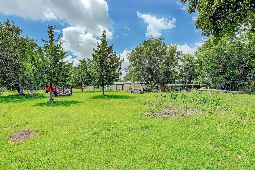 13720 Fm 1764 Road Santa Fe, TX 77517