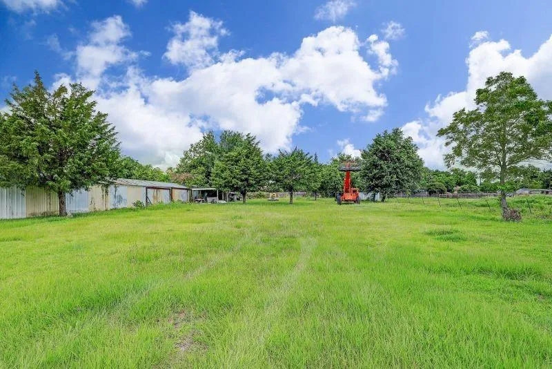 13720 Fm 1764 Road Santa Fe, TX 77517