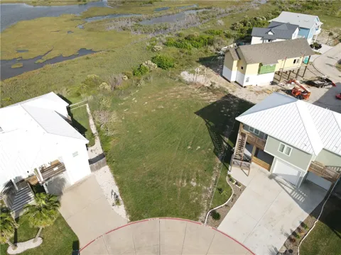 360 Paradise Pointe Drive