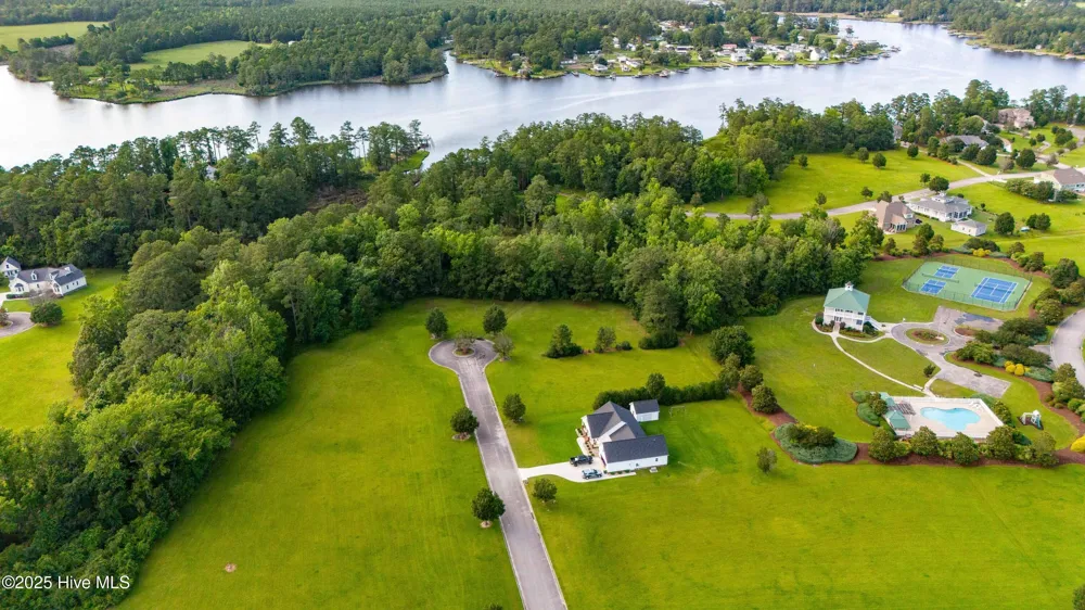 330 Southern Way Arapahoe, NC 28510