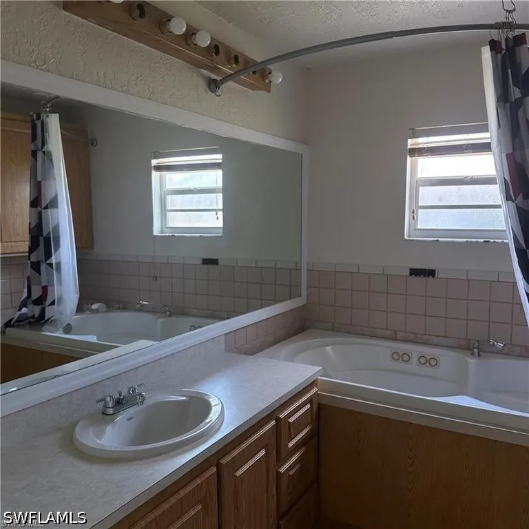 Arianne Court Lehigh Acres, FL 33936