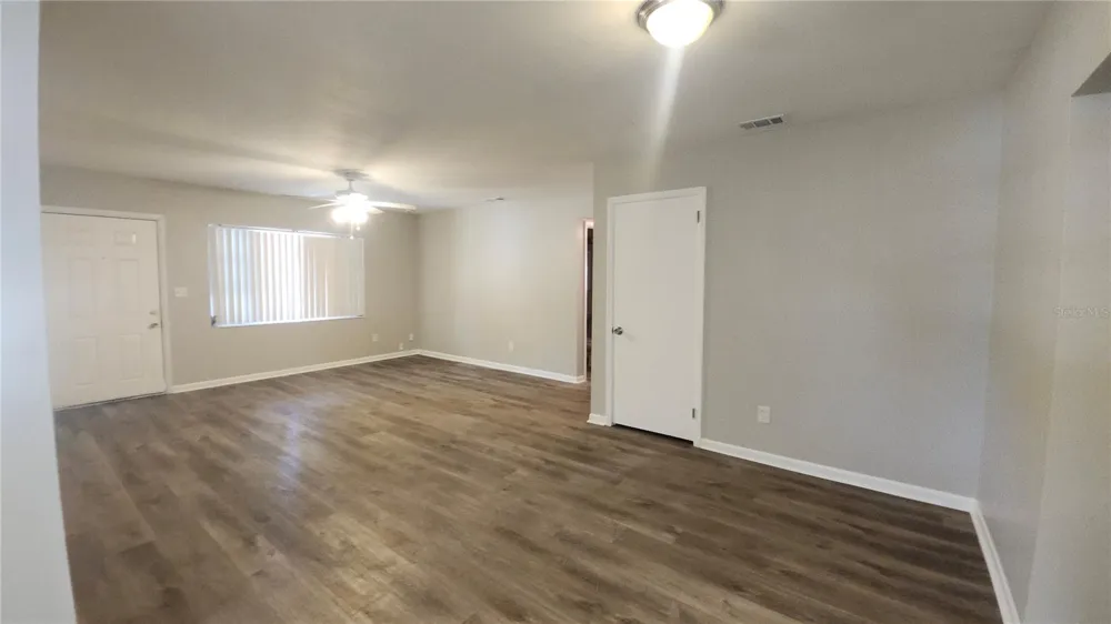 908 WESTMORE AVENUE Brandon, FL 33510