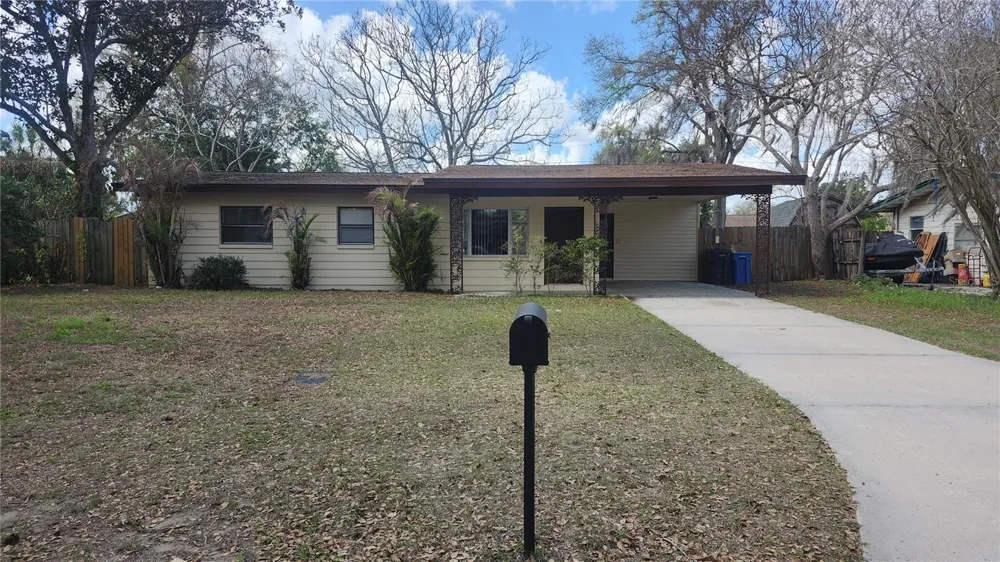 908 WESTMORE AVENUE Brandon, FL 33510