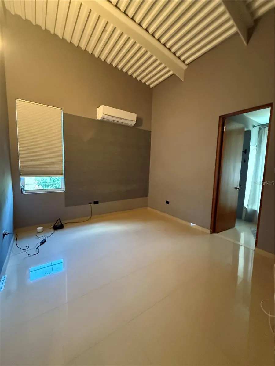 7 MOUNTAIN VIEW E ST, LOMAS DEL SOL Guaynabo, PR 00969