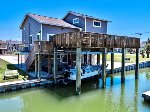 303 Tahiti Road