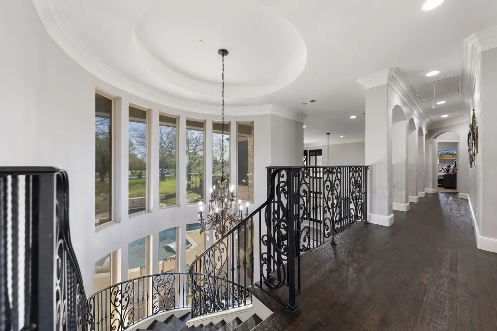 332 Sedona Falls Drive Sunnyvale, TX 75182