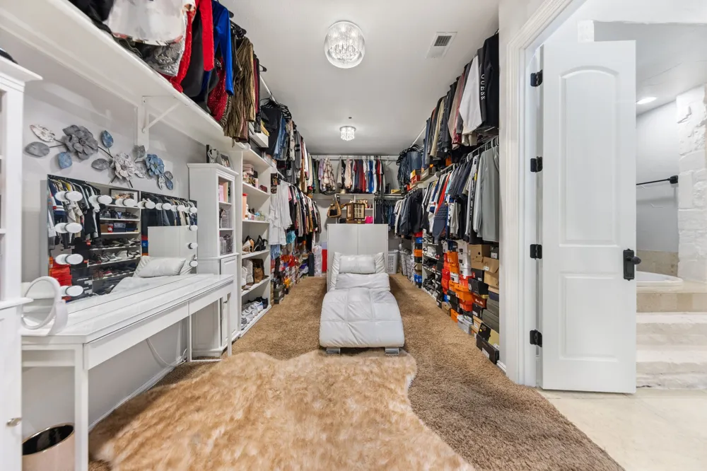 332 Sedona Falls Drive Sunnyvale, TX 75182