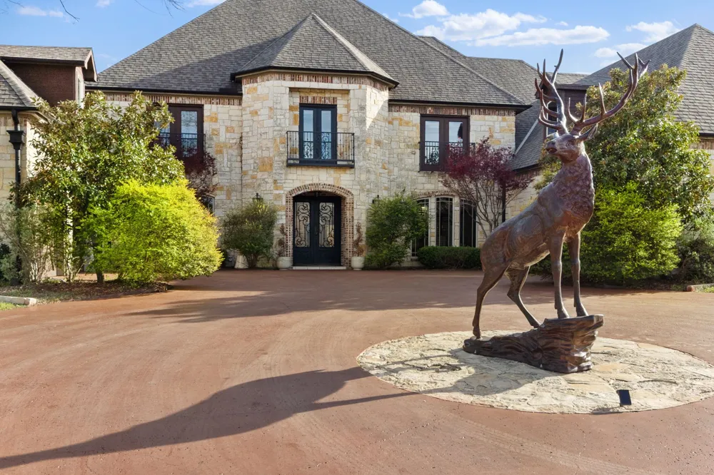 332 Sedona Falls Drive Sunnyvale, TX 75182