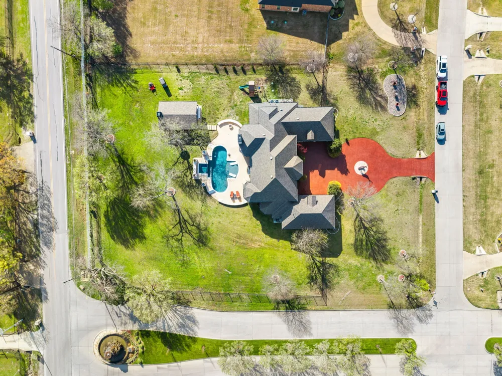 332 Sedona Falls Drive Sunnyvale, TX 75182
