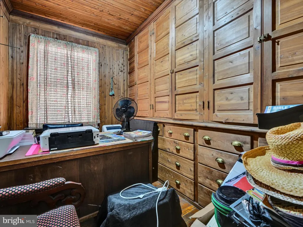 431 CENTRE STREET Ashland, PA 17921