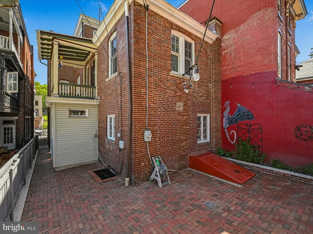 431 CENTRE STREET Ashland, PA 17921