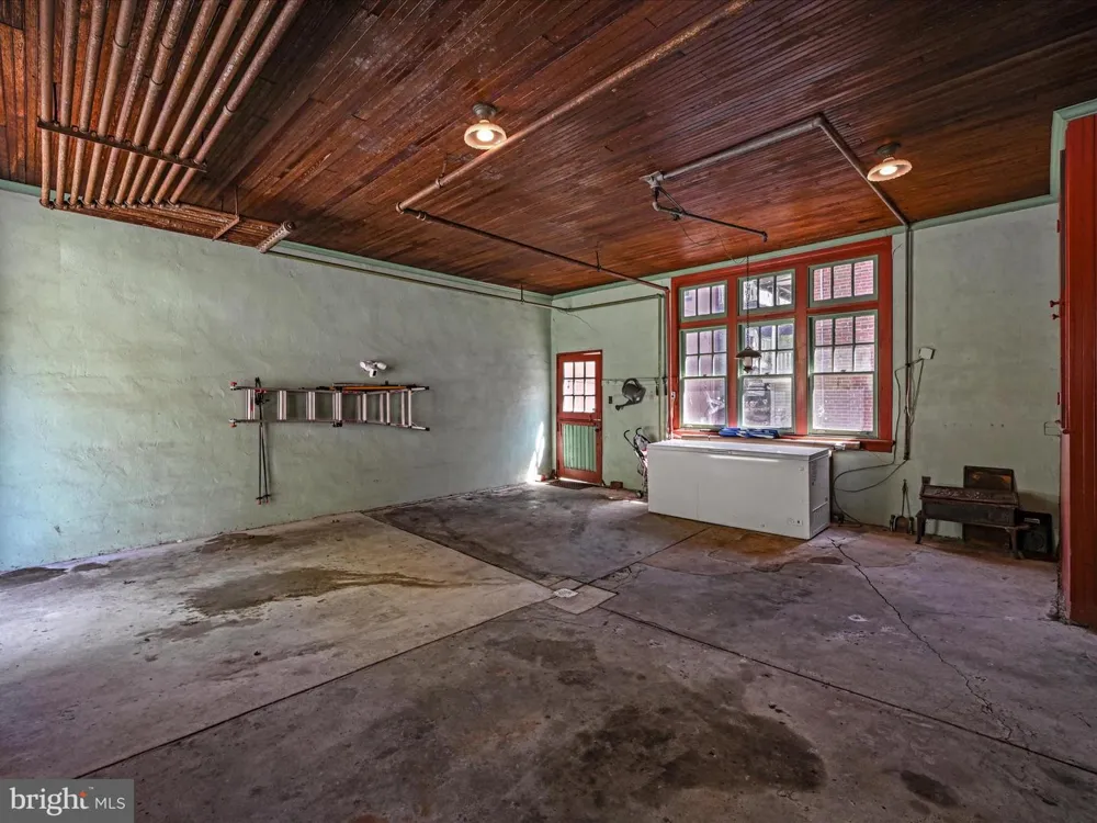 431 CENTRE STREET Ashland, PA 17921
