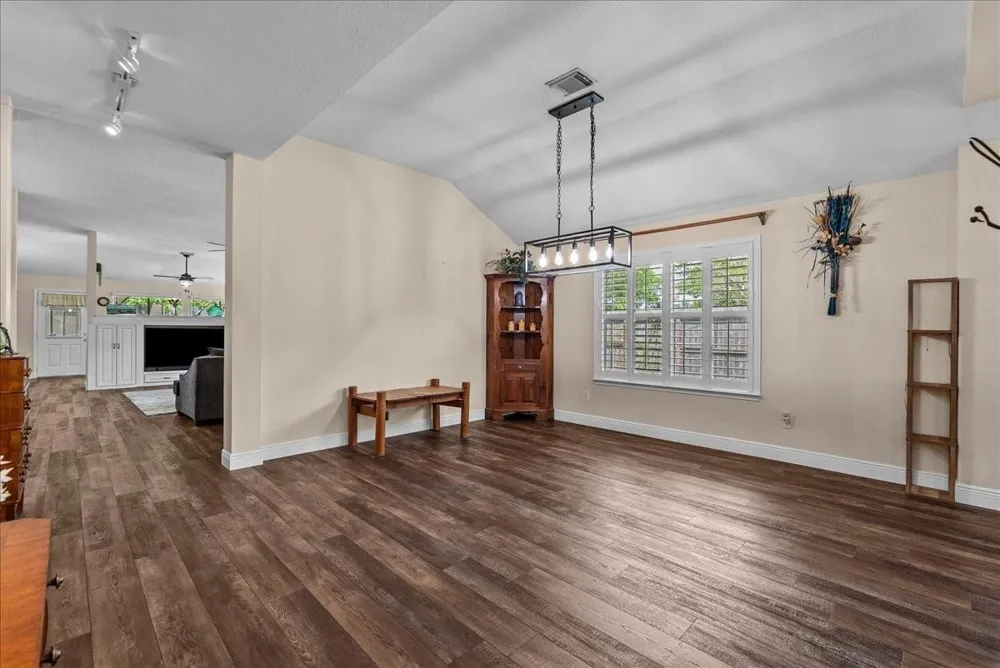 5102 Cherrywood Court League City, TX 77573