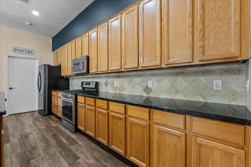 5102 Cherrywood Court League City, TX 77573