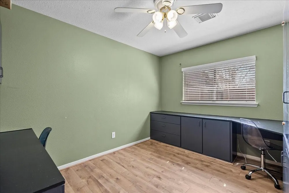 5102 Cherrywood Court League City, TX 77573