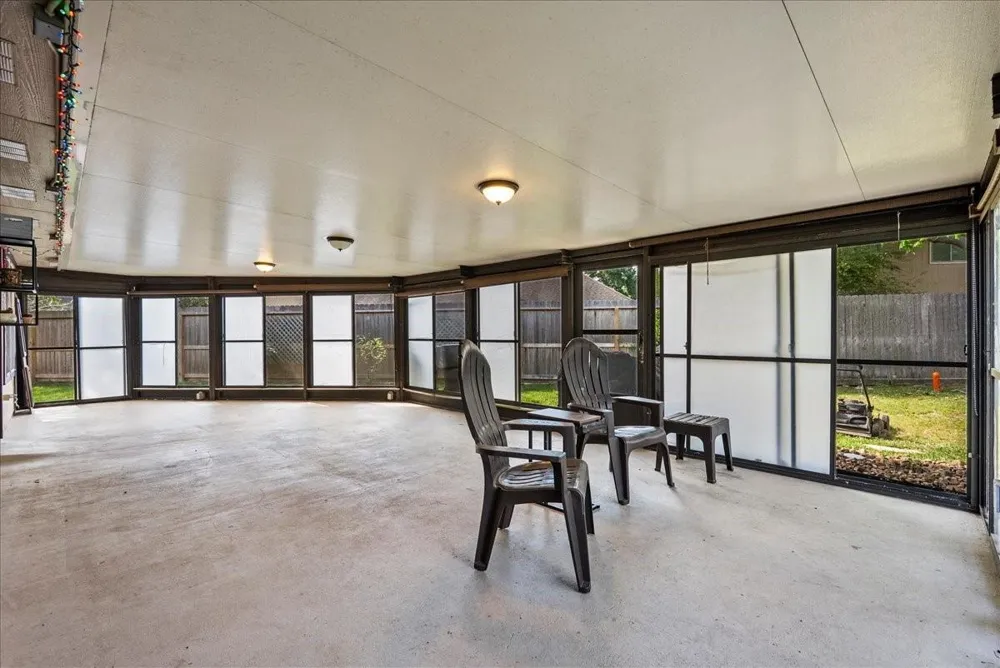 5102 Cherrywood Court League City, TX 77573