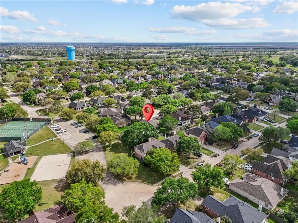 5102 Cherrywood Court League City, TX 77573