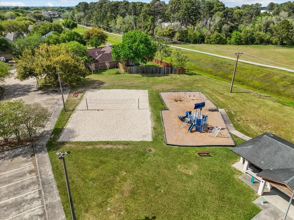 5102 Cherrywood Court League City, TX 77573